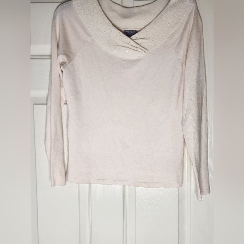 Ann Taylor Mp Cream Beaded Collar Lngslv Silk Cashmere Blend Women’s Sweater